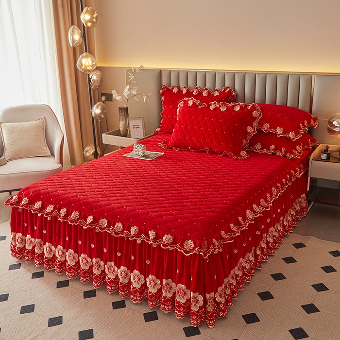 91家纺网 家纺一手货源 找家纺 罗艺轩 2025新款婴儿绒双层夹棉可拆卸床裙-花语 花语-大红