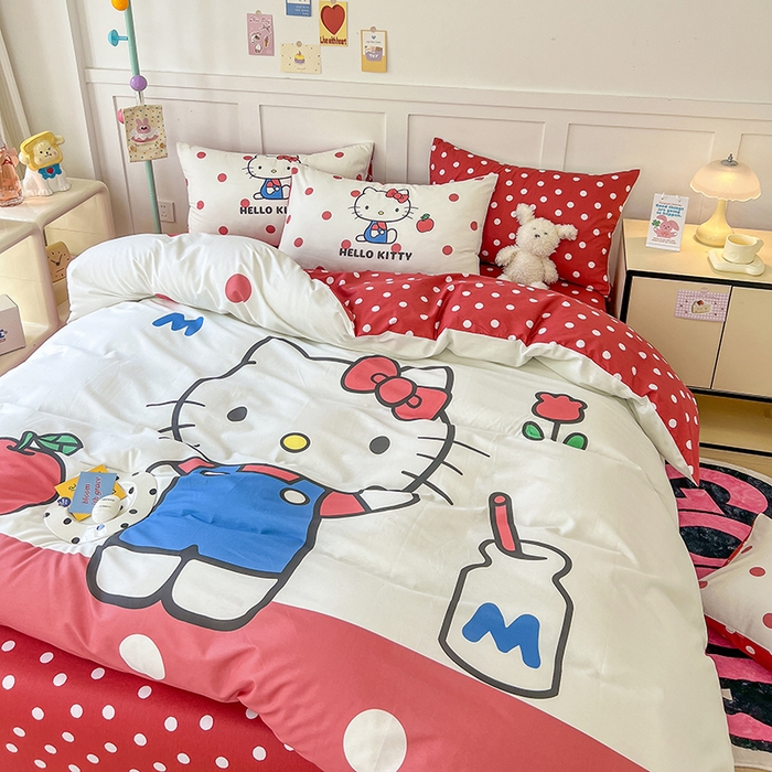 91家纺网 家纺一手货源 找家纺 玉元坊 2025年新款三丽鸥系列数码印花纯棉全棉床裙三件套四件套-简约基础款 苹果KT