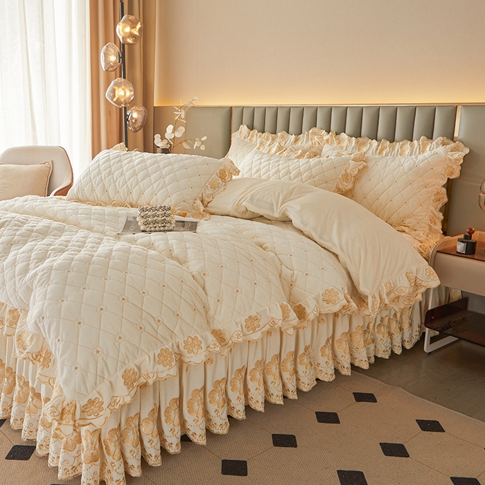 91家纺网 家纺一手货源 找家纺 罗艺轩 2025新款婴儿绒双层夹棉可拆卸床裙四件套-花语 花语-奶昔