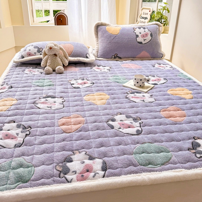 91家纺网 家纺一手货源 找家纺 梦初语 2025新款高克重雪花绒床垫褥床护垫--学生款 超级牛牛