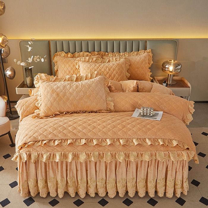 91家纺网 家纺一手货源 找家纺 罗艺轩 2025新款婴儿绒双层夹棉可拆卸床裙四件套-花语 花语-香槟金