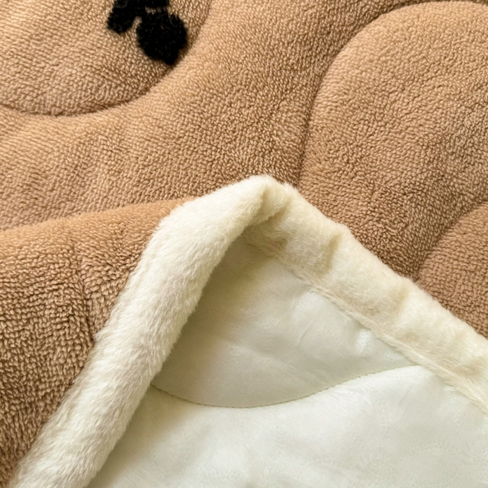 91家纺网 家纺一手货源 找家纺 梦初语 2025新款A类高克重立体毛巾绣阳粒子床垫褥 1优雅玫瑰-驼