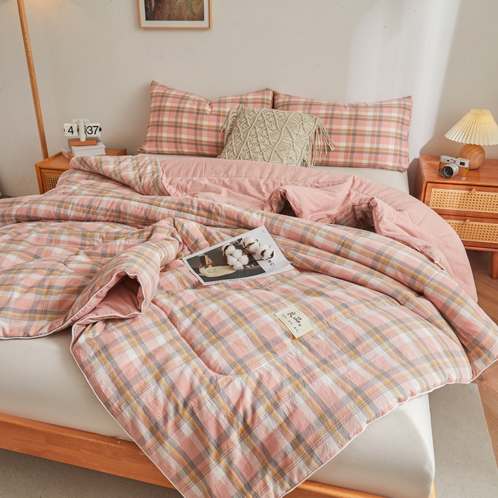 91家纺网 家纺一手货源 找家纺 梦初语 2025新款四季款良品棉花被子家用被芯 温馨格