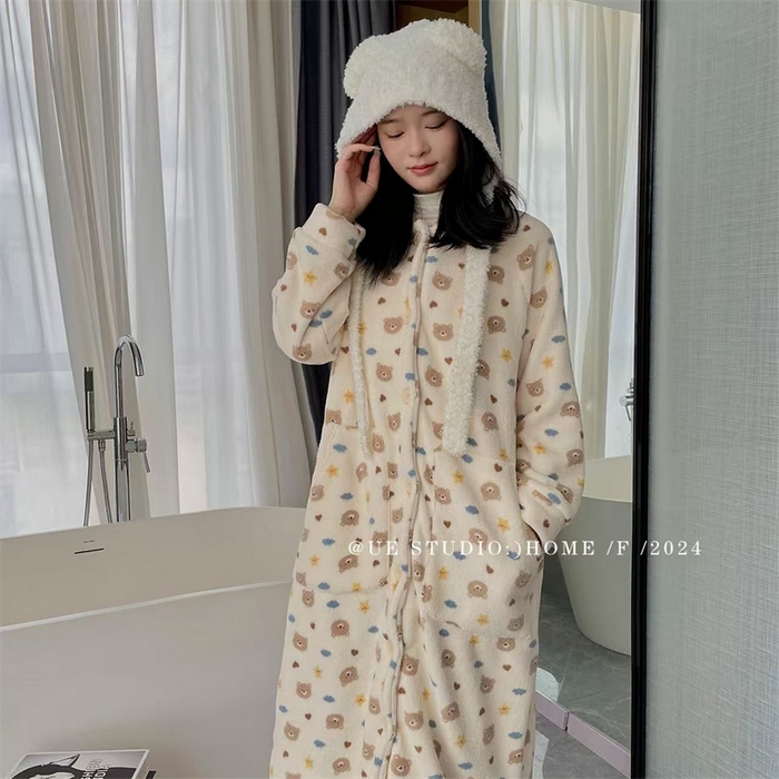 91家纺网 家纺一手货源 找家纺 （总）妍景家居生活馆 2024新款卡蒙小熊睡袍家居服