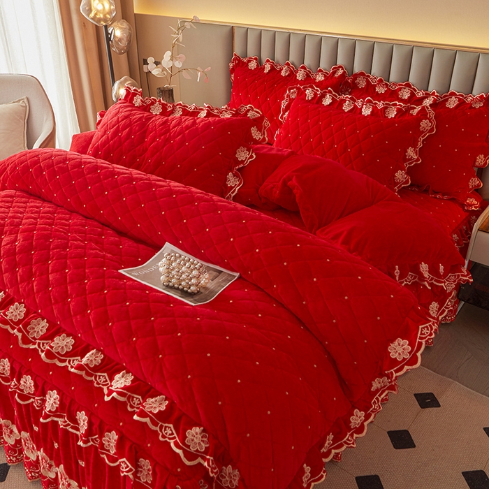 91家纺网 家纺一手货源 找家纺 罗艺轩 2025新款婴儿绒双层夹棉可拆卸床裙四件套-花语 花语-大红