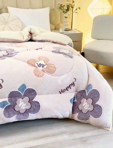 91家纺网 家纺一手货源 找家纺 梦初语 2025新款雪花绒羊羔绒厚实保暖被子被芯 幸福花开