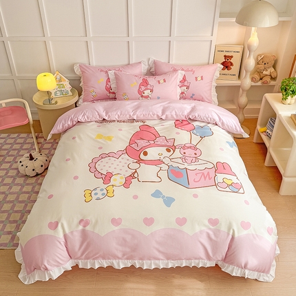 玉元坊 2025年新款三丽鸥系列数码印花纯棉全棉床裙三件套四件套-花边款式 大版花边-糖果美乐蒂