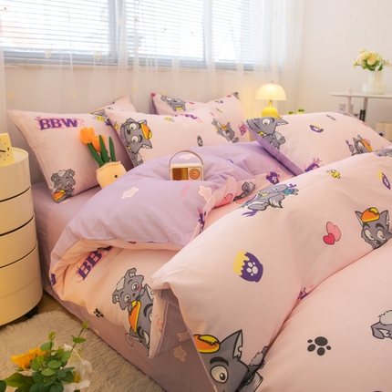 91家纺网 家纺一手货源 找家纺 简宜家居（朝初家纺） 2025新款40支斜纹12868纯棉全棉喜羊羊灰太狼系列四件套 开心灰太狼