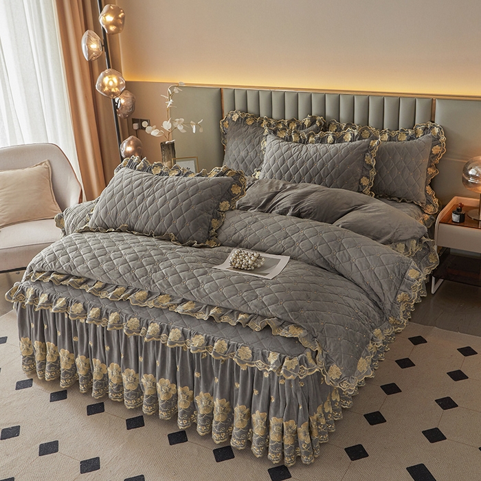 91家纺网 家纺一手货源 找家纺 罗艺轩 2025新款婴儿绒双层夹棉可拆卸床裙四件套-花语 花语-高级灰