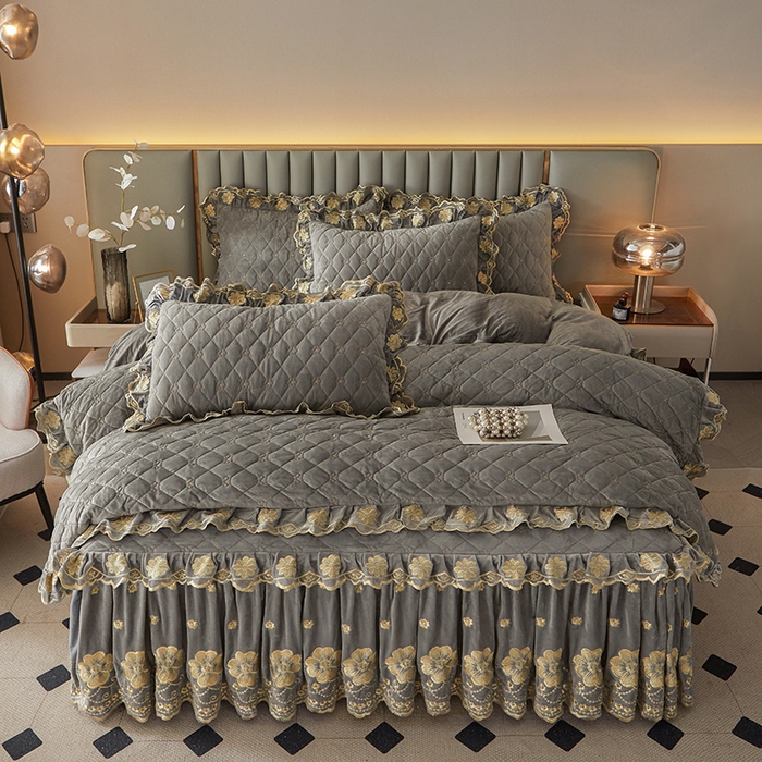 91家纺网 家纺一手货源 找家纺 罗艺轩 2025新款婴儿绒双层夹棉可拆卸床裙四件套-花语 花语-高级灰