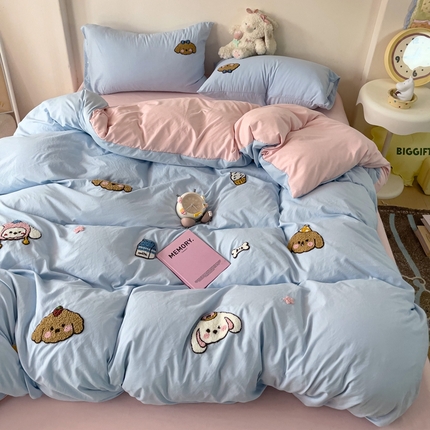 91家纺网 家纺一手货源 找家纺 （总）焱博家纺 2025新款A类水洗棉毛巾绣四件套 小狗 蓝