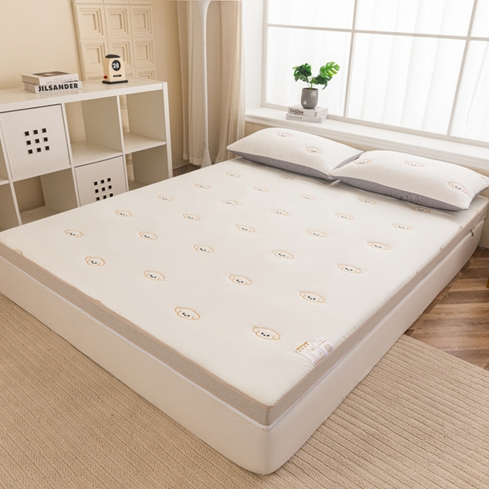 91家纺网 家纺一手货源 找家纺 元昊床垫 2025新款A类母婴级水洗棉刺绣床垫-小萌狗 小萌狗-旺旺奶白