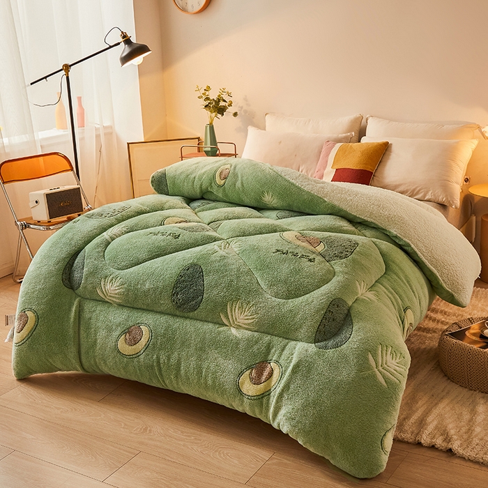 91家纺网 家纺一手货源 找家纺 梦初语 2025新款雪花绒羊羔绒厚实保暖被子被芯 牛油果