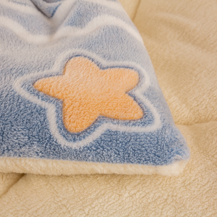 91家纺网 家纺一手货源 找家纺 梦初语 2025新款雪花绒羊羔绒厚实保暖被子被芯 几何空间