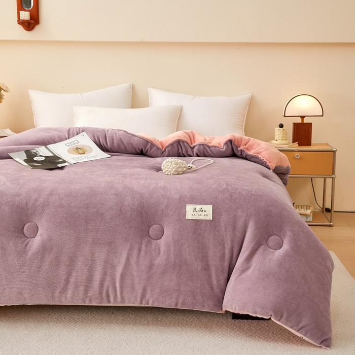 91家纺网 家纺一手货源 找家纺 牛魔王家居 2024新款双面牛奶绒加厚冬被被子被芯填充(白丝棉） 紫+粉色