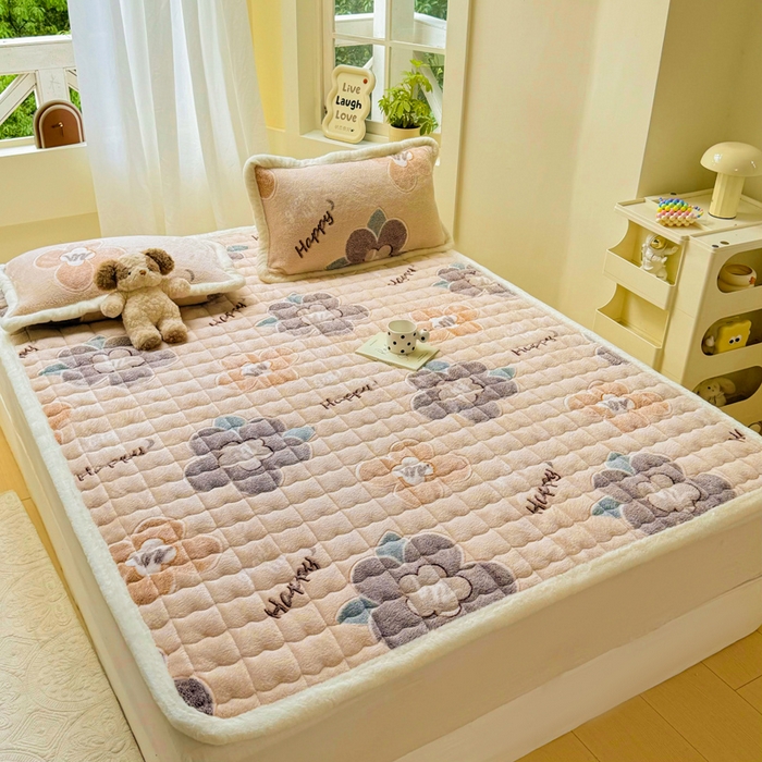 91家纺网 家纺一手货源 找家纺 梦初语 2025新款高克重雪花绒床垫褥床护垫--学生款 幸福花开