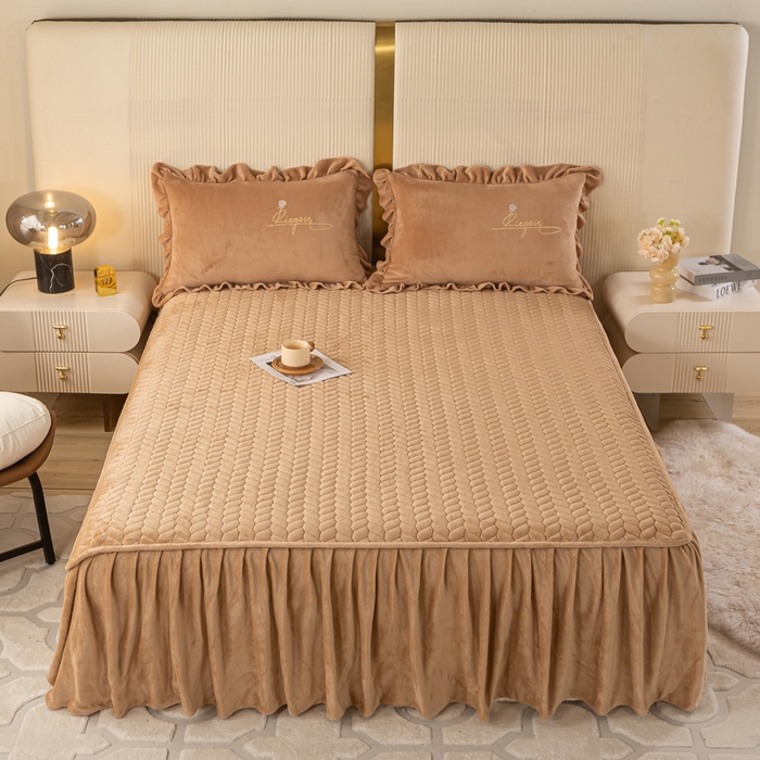 91家纺网 家纺一手货源 找家纺 慧菲 2025新款刺绣夹棉牛奶绒床裙四件套-玫瑰花语 玫瑰花语-咖