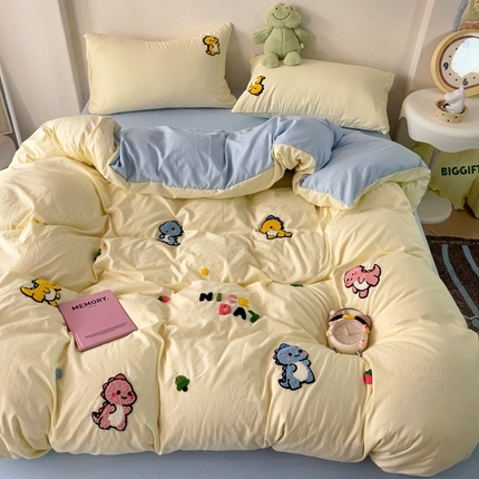 91家纺网 家纺一手货源 找家纺 （总）焱博家纺 2025新款A类水洗棉毛巾绣四件套 小狗 蓝