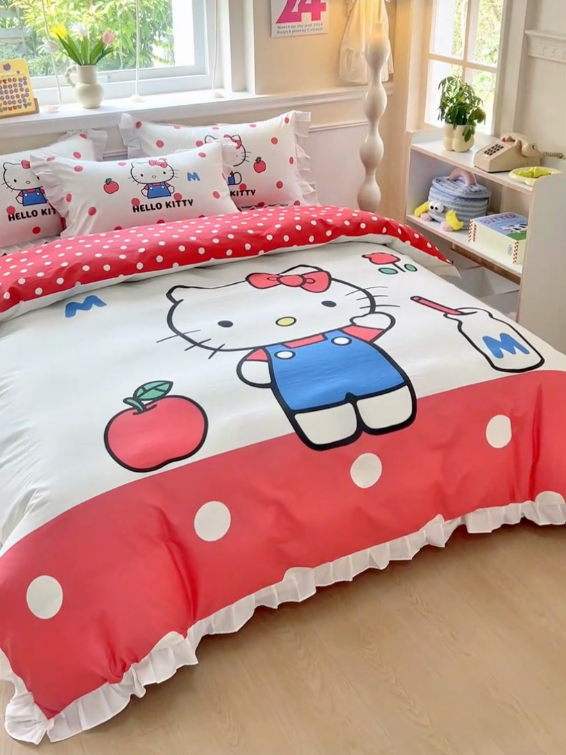 91家纺网 家纺一手货源 找家纺 玉元坊 2025年新款三丽鸥系列数码印花纯棉全棉床裙三件套四件套-花边款式 苹果KT