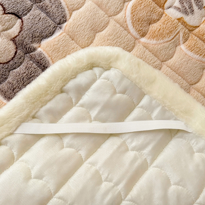 91家纺网 家纺一手货源 找家纺 梦初语 2025新款高克重雪花绒床垫褥床护垫--学生款 幸福花开