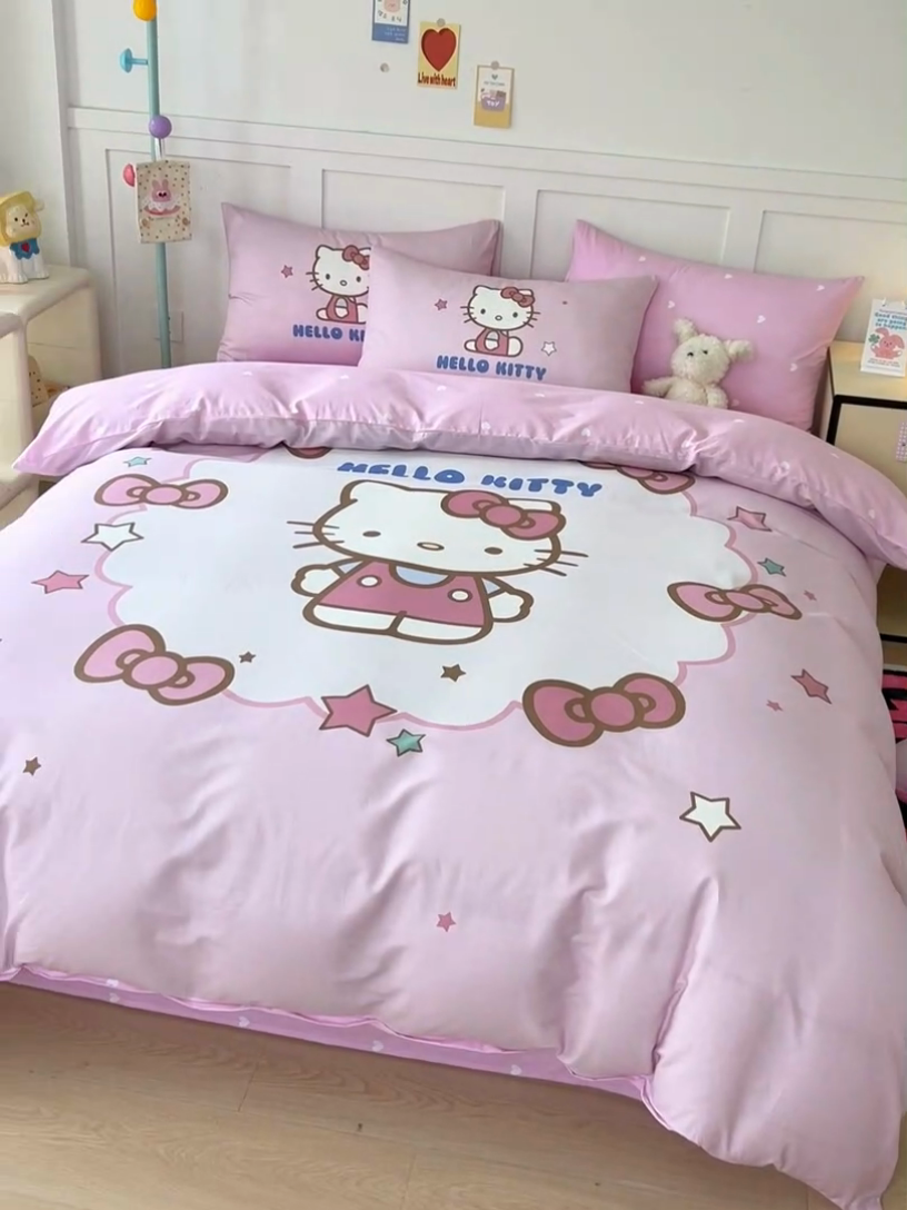 91家纺网 家纺一手货源 找家纺 玉元坊 2025年新款三丽鸥系列数码印花纯棉全棉床裙三件套四件套-简约基础款 凯蒂