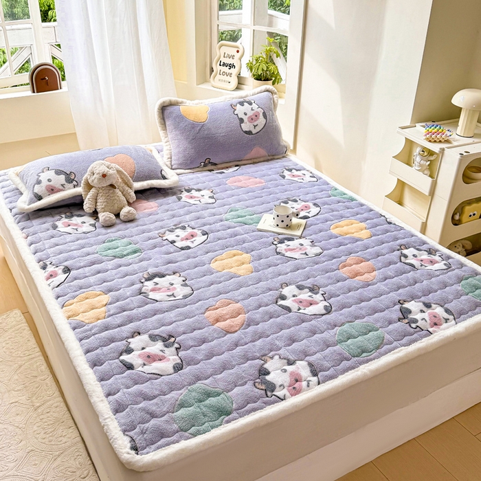 91家纺网 家纺一手货源 找家纺 梦初语 2025新款高克重雪花绒床垫褥床护垫--学生款 超级牛牛