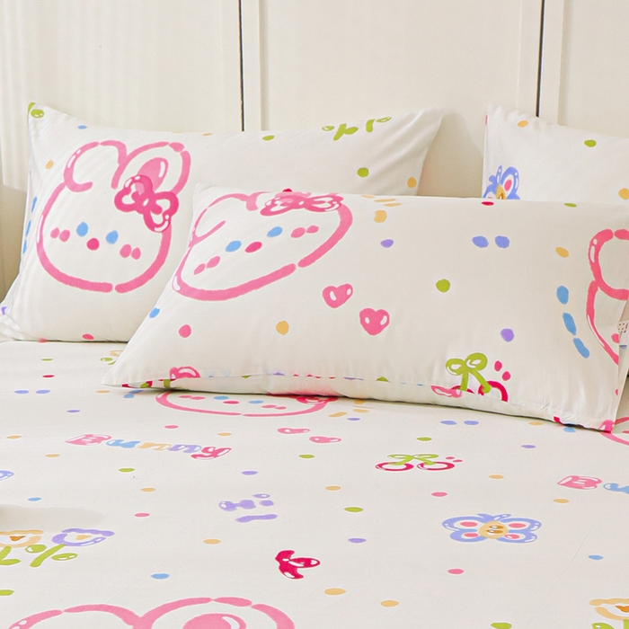 91家纺网 家纺一手货源 找家纺 金鑫汇家纺 2025新款全棉印花单枕套 奇趣小兔