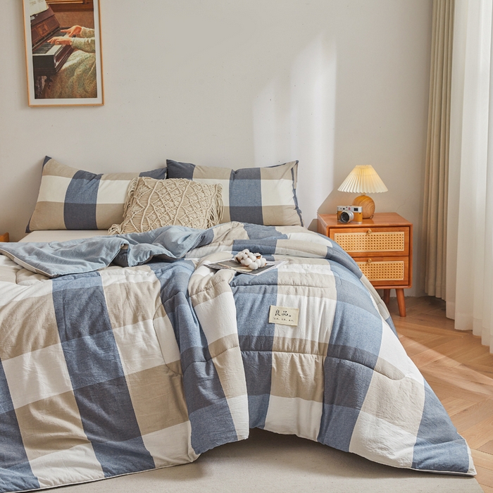 91家纺网 家纺一手货源 找家纺 梦初语 2025新款四季款良品棉花被子家用被芯 蓝大格