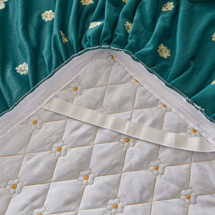 91家纺网 家纺一手货源 找家纺 罗艺轩 2025新款婴儿绒双层夹棉可拆卸床裙-花语 花语-翡翠绿