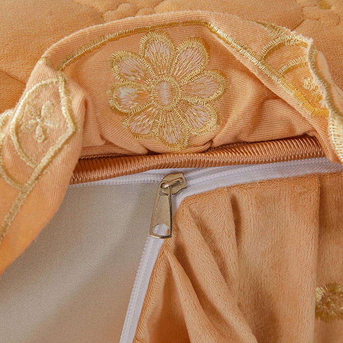 91家纺网 家纺一手货源 找家纺 罗艺轩 2025新款婴儿绒双层夹棉可拆卸床裙-花语 花语-香槟金