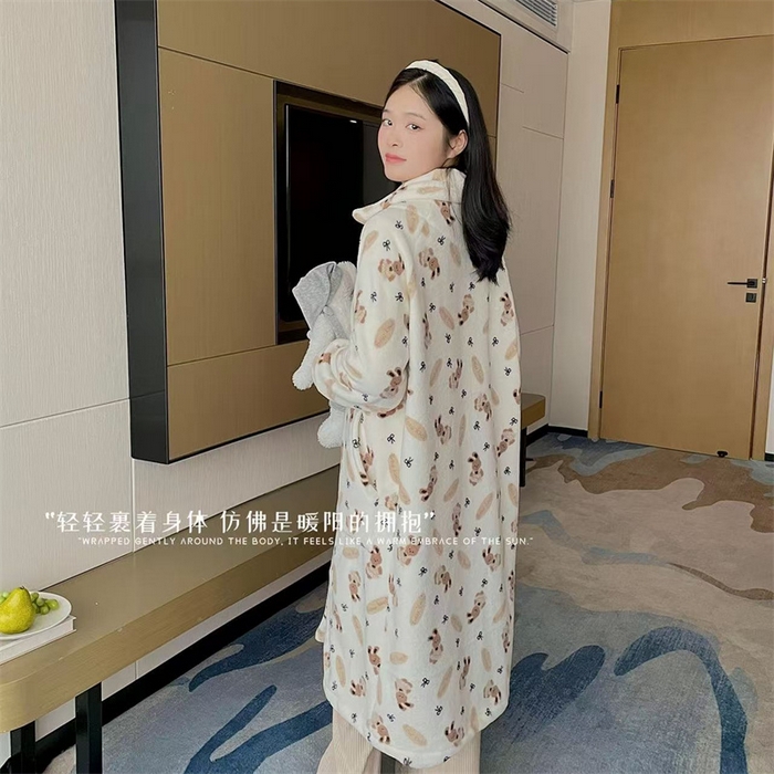 91家纺网 家纺一手货源 找家纺 （总）妍景家居生活馆 2024新款卡蒙小熊睡袍家居服