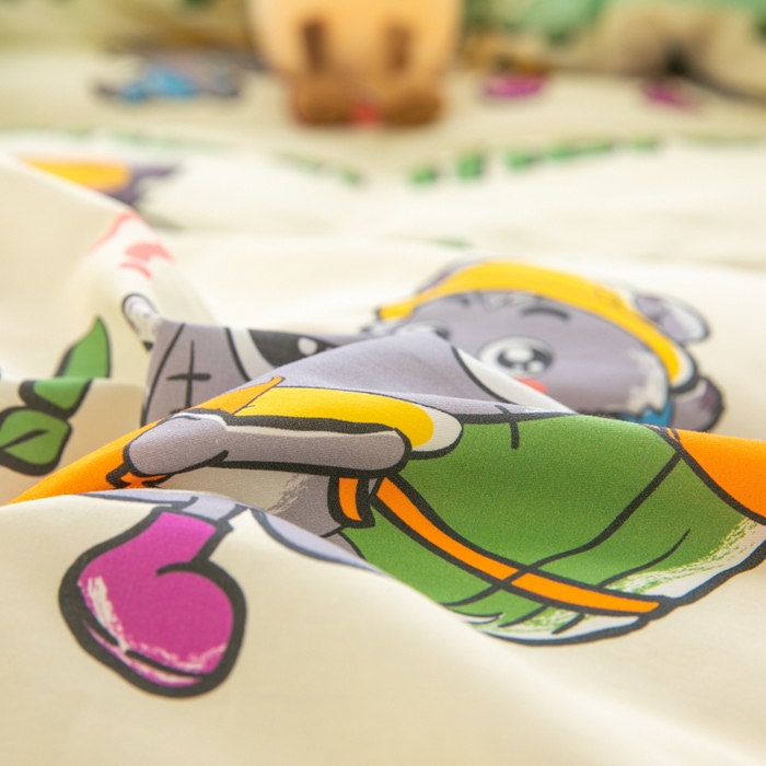 91家纺网 家纺一手货源 找家纺 简宜家居（朝初家纺） 2025新款40支斜纹12868纯棉全棉喜羊羊灰太狼系列四件套 字母灰太狼