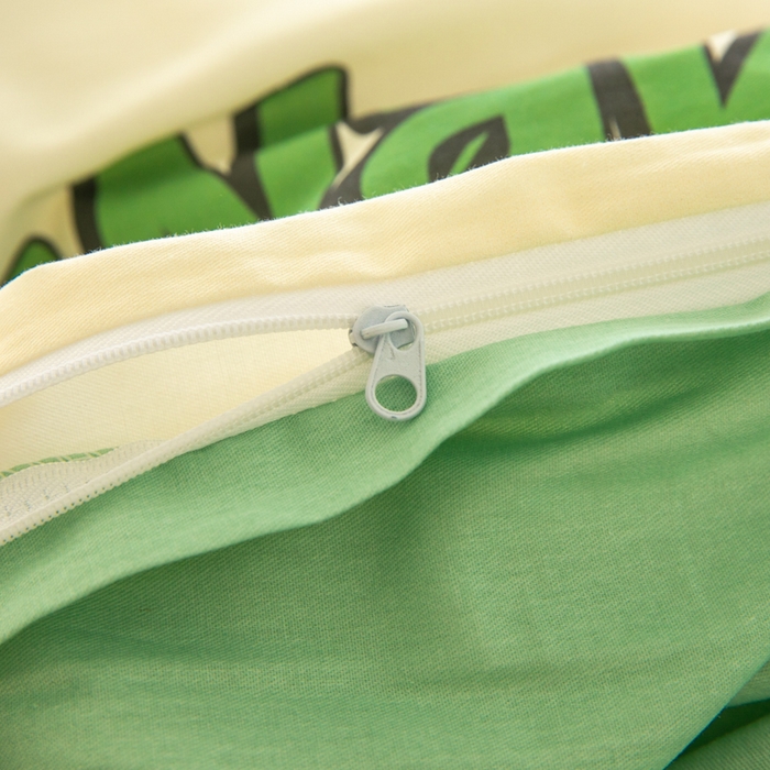 91家纺网 家纺一手货源 找家纺 简宜家居（朝初家纺） 2025新款40支斜纹12868纯棉全棉喜羊羊灰太狼系列四件套 字母灰太狼