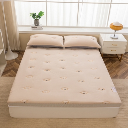 91家纺网 家纺一手货源 找家纺 元昊床垫 2025新款A类母婴级水洗棉刺绣床垫-小萌狗 小萌狗-旺旺卡其