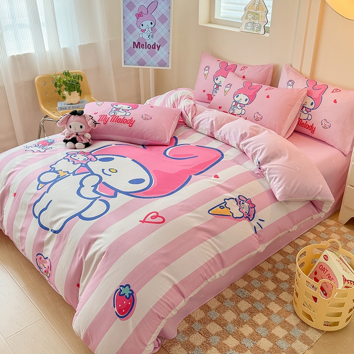 91家纺网 家纺一手货源 找家纺 玉元坊 2025年新款三丽鸥系列数码印花纯棉全棉床裙三件套四件套-简约基础款 大版简约-甜筒美乐蒂