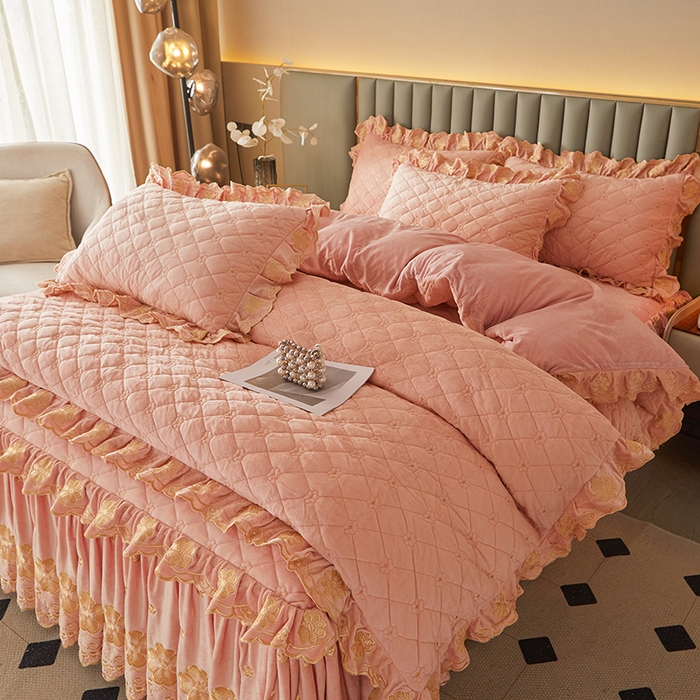 91家纺网 家纺一手货源 找家纺 罗艺轩 2025新款婴儿绒双层夹棉可拆卸床裙四件套-花语 花语-梦幻玉