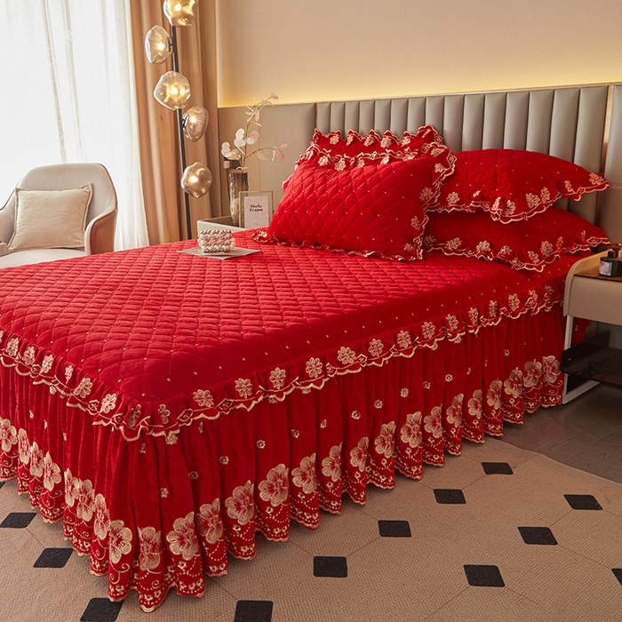 91家纺网 家纺一手货源 找家纺 罗艺轩 2025新款婴儿绒双层夹棉可拆卸床裙-花语 花语-大红