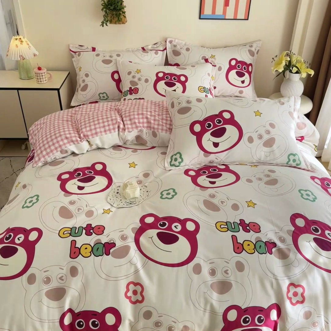 91家纺网 家纺一手货源 找家纺 天之爱 2026新款全棉印花四件套 草莓熊熊