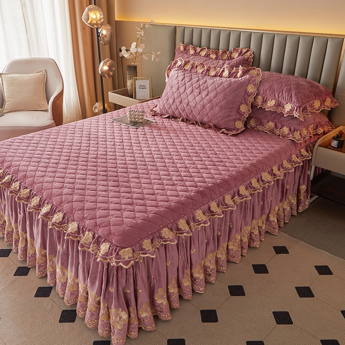 91家纺网 家纺一手货源 找家纺 罗艺轩 2025新款婴儿绒双层夹棉可拆卸床裙-花语 花语-豆沙