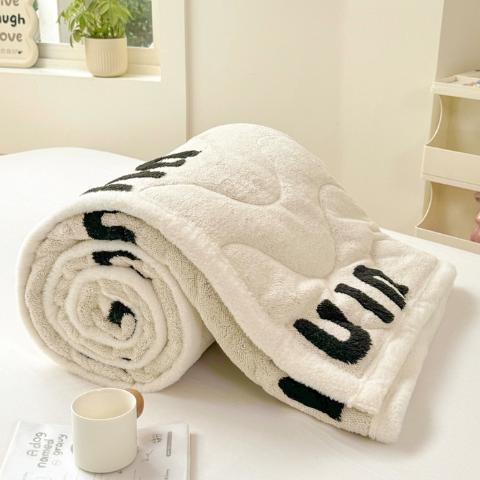 91家纺网 家纺一手货源 找家纺 梦初语 2025新款A类高克重立体毛巾绣阳粒子床垫褥 muimui-米