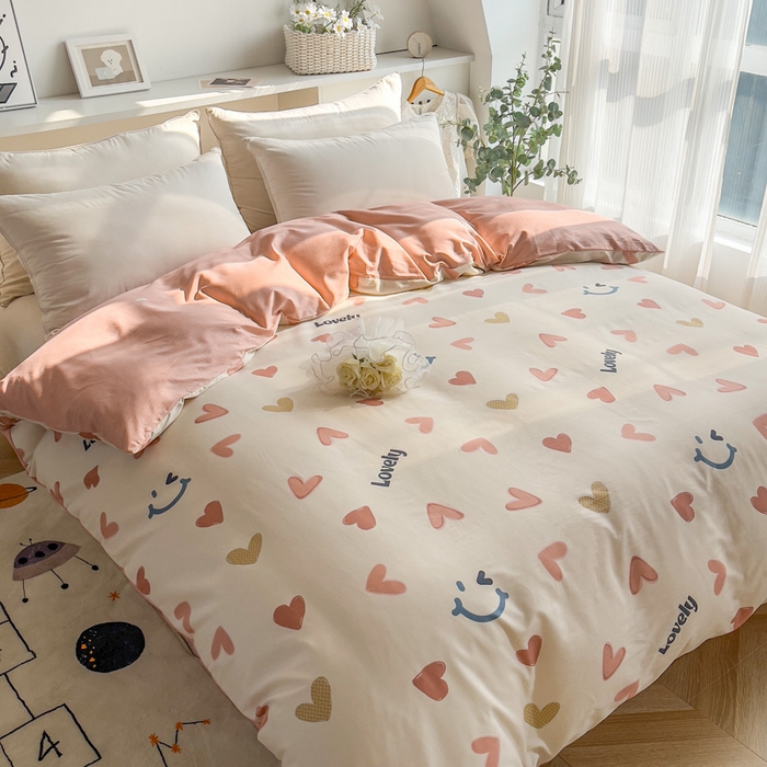 91家纺网 家纺一手货源 找家纺 2025新款133X76宽幅全棉纯棉印花系列单品被套 初恋心语-粉