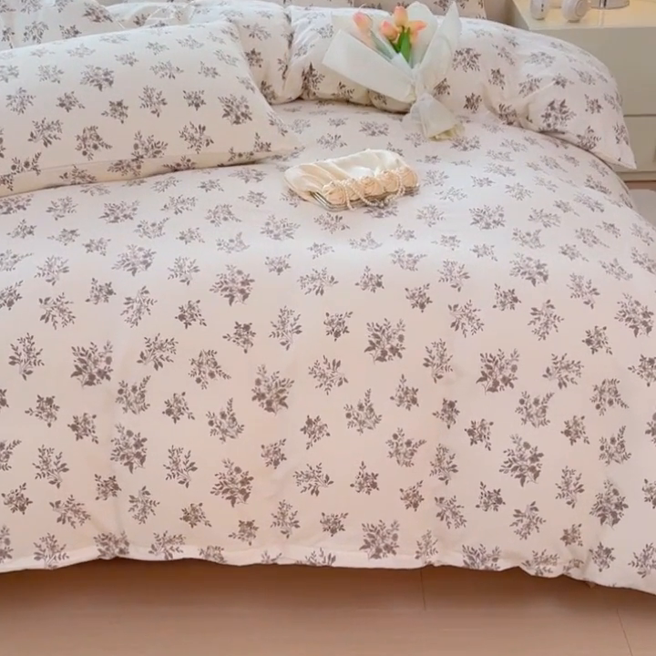 91家纺网 家纺一手货源 找家纺 金米诺 2024款A类有氧针织棉双层纱加厚四件套 暖日回忆