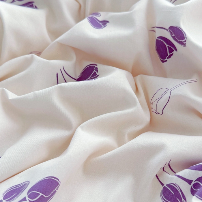 91家纺网 家纺一手货源 找家纺 2025新款133X76宽幅全棉纯棉印花系列四件套 郁见你-紫