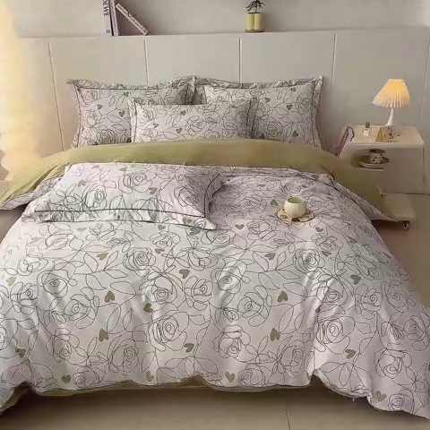 91家纺网 家纺一手货源 找家纺 2025新款133X76宽幅全棉纯棉印花系列四件套 玫瑰爱情