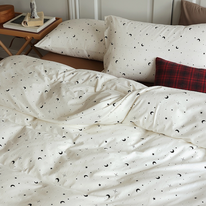 91家纺网 家纺一手货源 找家纺 绫韵家纺 2025春夏新品母婴A类全棉纯棉针织棉软糯糯小可爱卡通床单款四件套 满天星米白