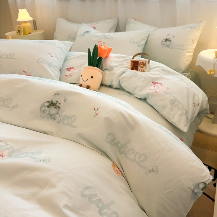 91家纺网 家纺一手货源 找家纺 2025新款40支全棉卡通系列四件套 甜梦小熊