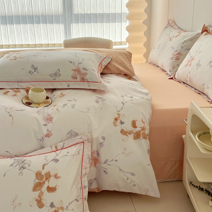 91家纺网 家纺一手货源 找家纺 2025新款133X76宽幅全棉纯棉印花系列四件套 花弄影-米