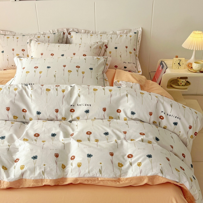 91家纺网 家纺一手货源 找家纺 2025新款133X76宽幅全棉纯棉印花系列四件套 蝶恋花-米