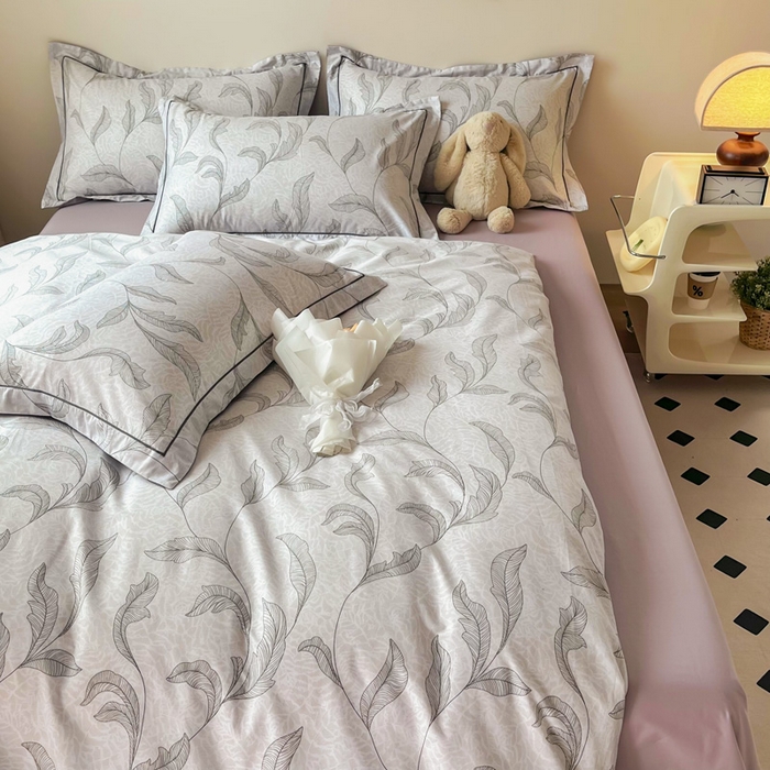 91家纺网 家纺一手货源 找家纺 2025新款133X76宽幅全棉纯棉印花系列四件套 落落晨光