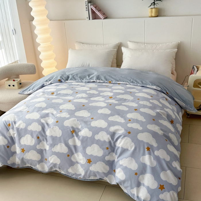 91家纺网 家纺一手货源 找家纺 2025新款133X76宽幅全棉纯棉印花系列单品被套 踏浪-蓝